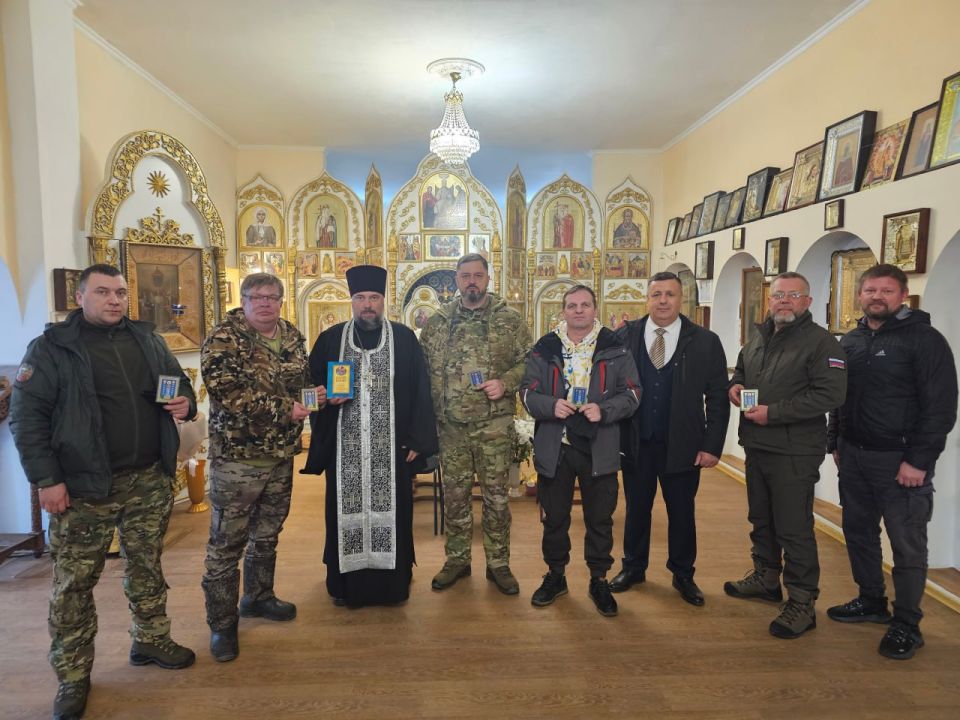 СИМВОЛ НЕРУШИМОГО ЕДИНСТВА РУССКОГО МИРА