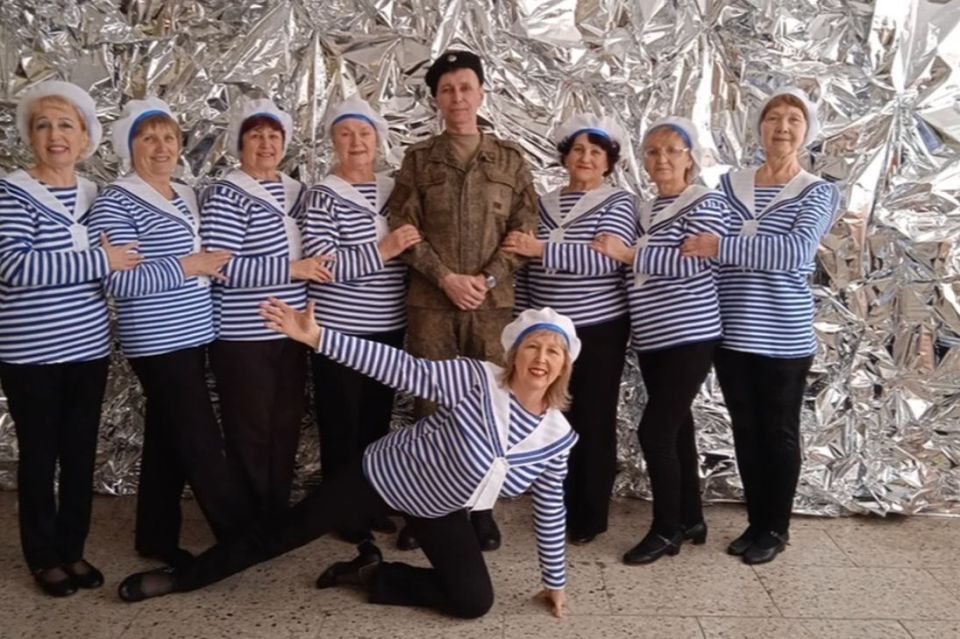 Как сельская медсестра В ЛНР создала танцевальный коллектив 60+