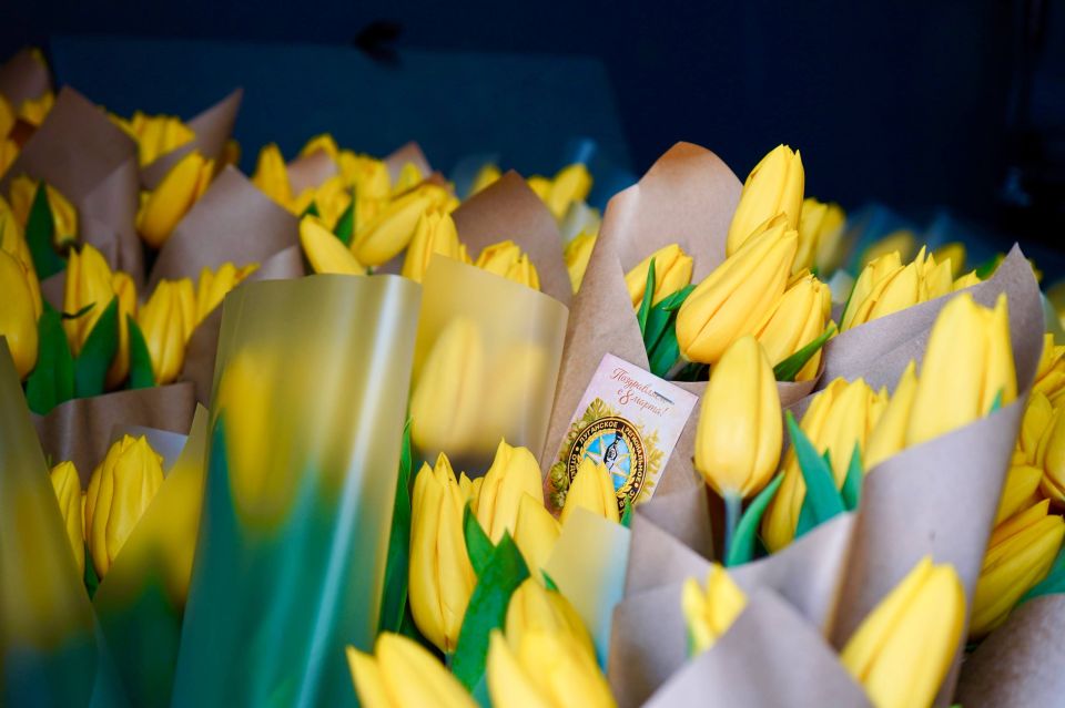 Поздравления в честь 8 Марта