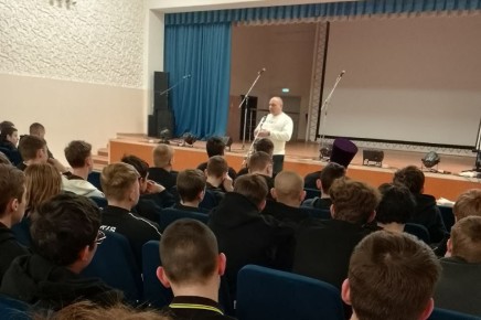 Андрей Губарев: Духовные принципы и патриотизм: «Уроки мужества» от Фонда «Защитники Отечества» и Луганской епархии