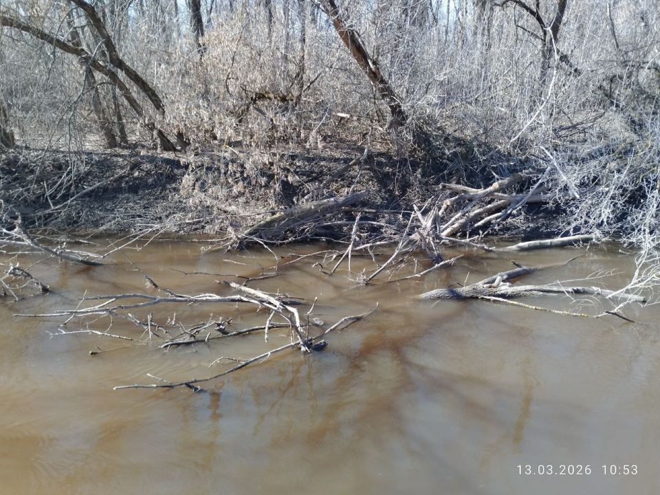 Спасатели начали ликвидировать заторы на реке Лугань