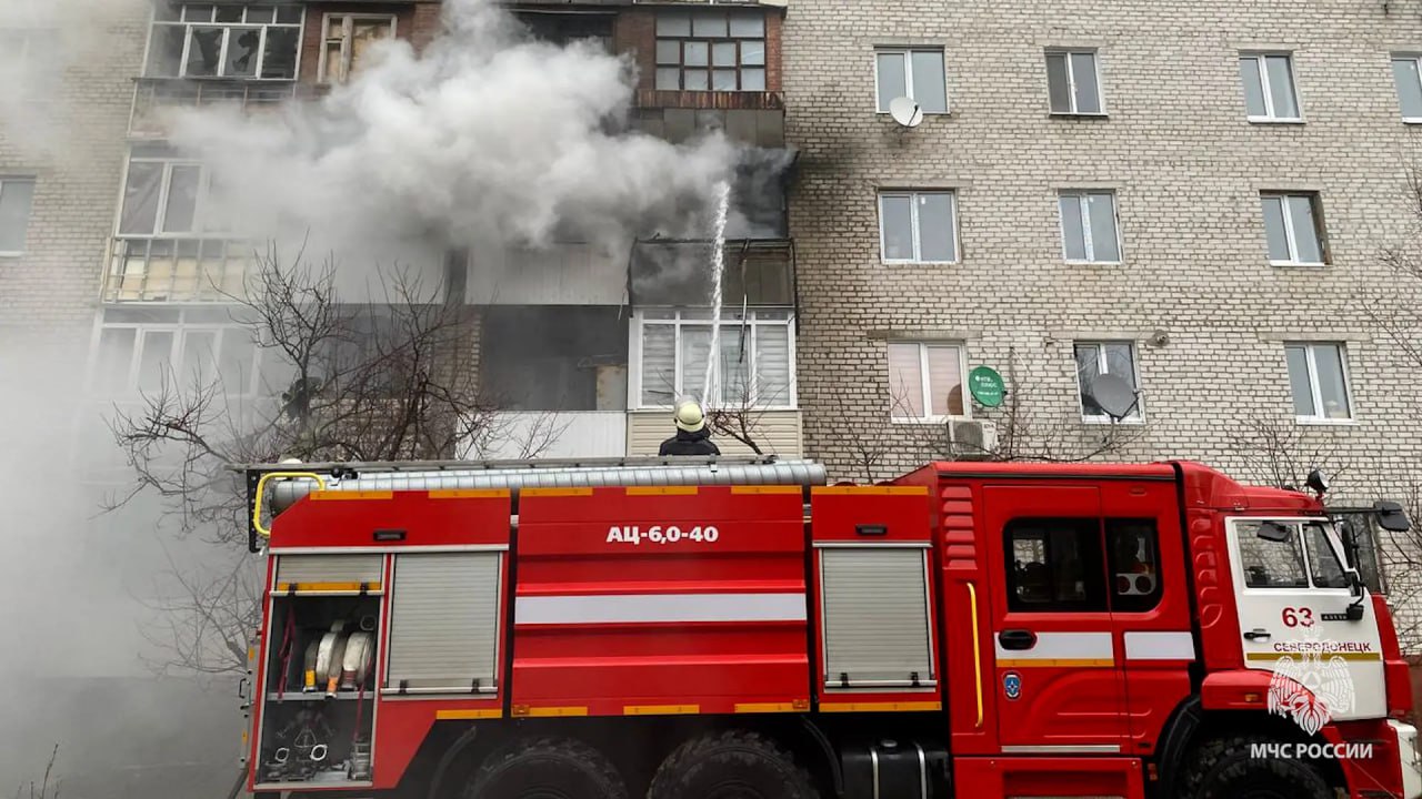 За сутки в ЛНР потушили 29 пожаров, в ДТП погиб человек