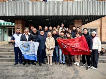 Наталия Пащенко: Совместно с заместителем Министра здравоохранения РФ Андреем Плутницким проводили домой первую группу студентов-медиков из Алтая