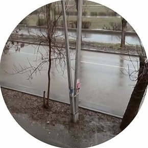 В Луганске - ливень. Прямо какой-то летний