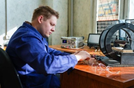 Студенческая лаборатория «Прогресс» в ЛНР создает датчики для диагностики оборудования