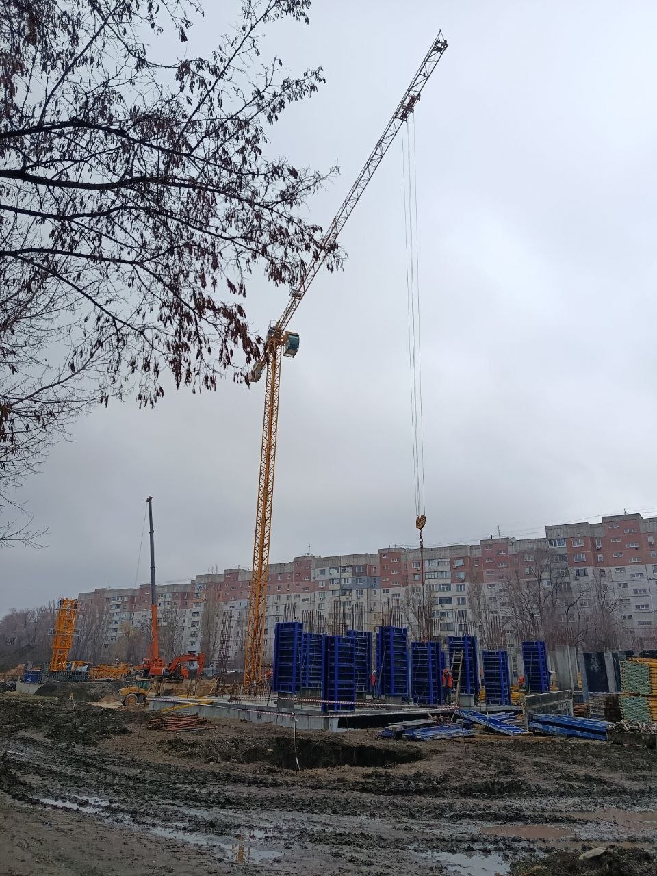 Строительство нового жилья в Луганске продолжает набирать обороты