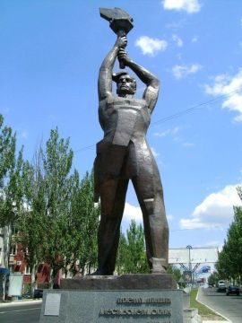 Виктор Водолацкий: Сегодня в республиканском центре - городе Луганске произошло важное событие в системе управления городом