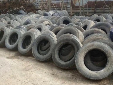 В Луганске шины грузовых машин теперь можно сдать на утилизацию бесплатно