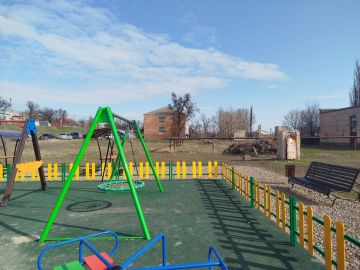 В селе Роскошном и поселке Фабричное прошел большой субботник