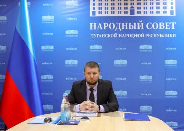 Денис Мирошниченко на заседании Комиссии Совета законодателей по вопросам интеграции новых субъектов представил предложения в федеральное законодательство, социально значимые для новых регионов