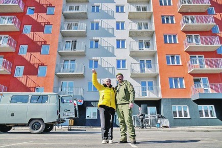 36 аварийных многоквартирных домов в девяти округах ЛНР расселят до конца 2026 года