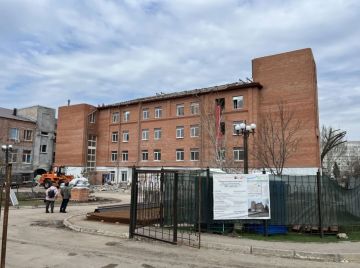 В Луганске идет капитальный ремонт хирургического корпуса городской больницы №2