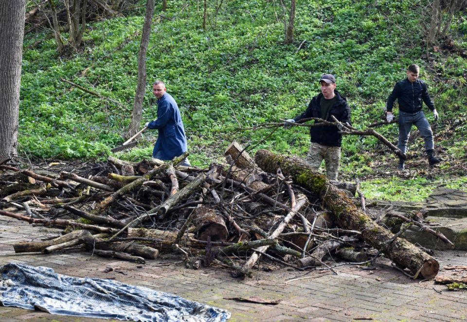 �������� ����� ����� � �������� ��������� ������������