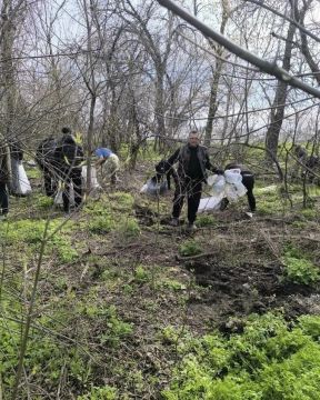 В Луганске проходят мероприятия по благоустройству территории города