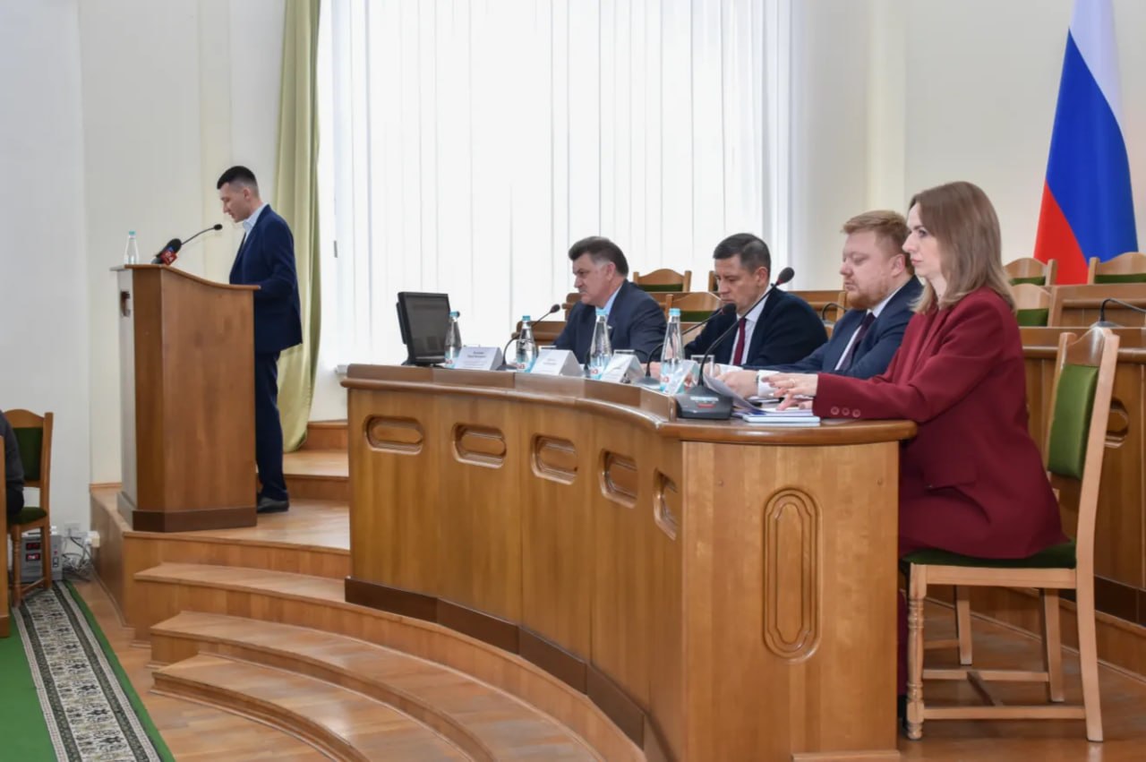 В 2026 году в колледжи и техникумы ЛНР планируют принять более 6 тысяч студентов