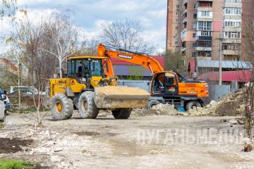 В Луганске ведутся работы по прокладке нового канализационного коллектора