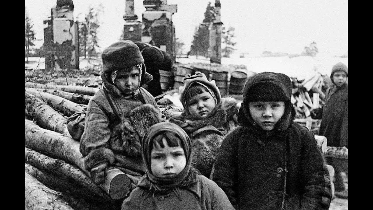 12 апреля 1943 года более 70-ти школьников в возрасте 12-15-ти лет фашисты собрали под предлогом прогулки в Рубащанский лес