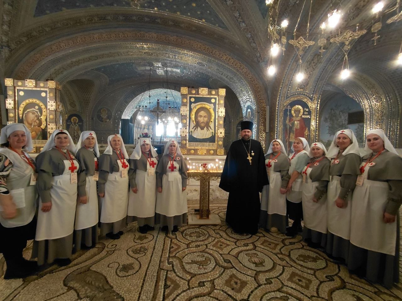 В Великий четверг, 9 апреля, рано утром в храме Архистратига Божия Михаила посёлка Новоайдара состоялось торжественное богослужение, посвящённое воспоминанию Тайной вечери Господа нашего Иисуса Христа с учениками и...