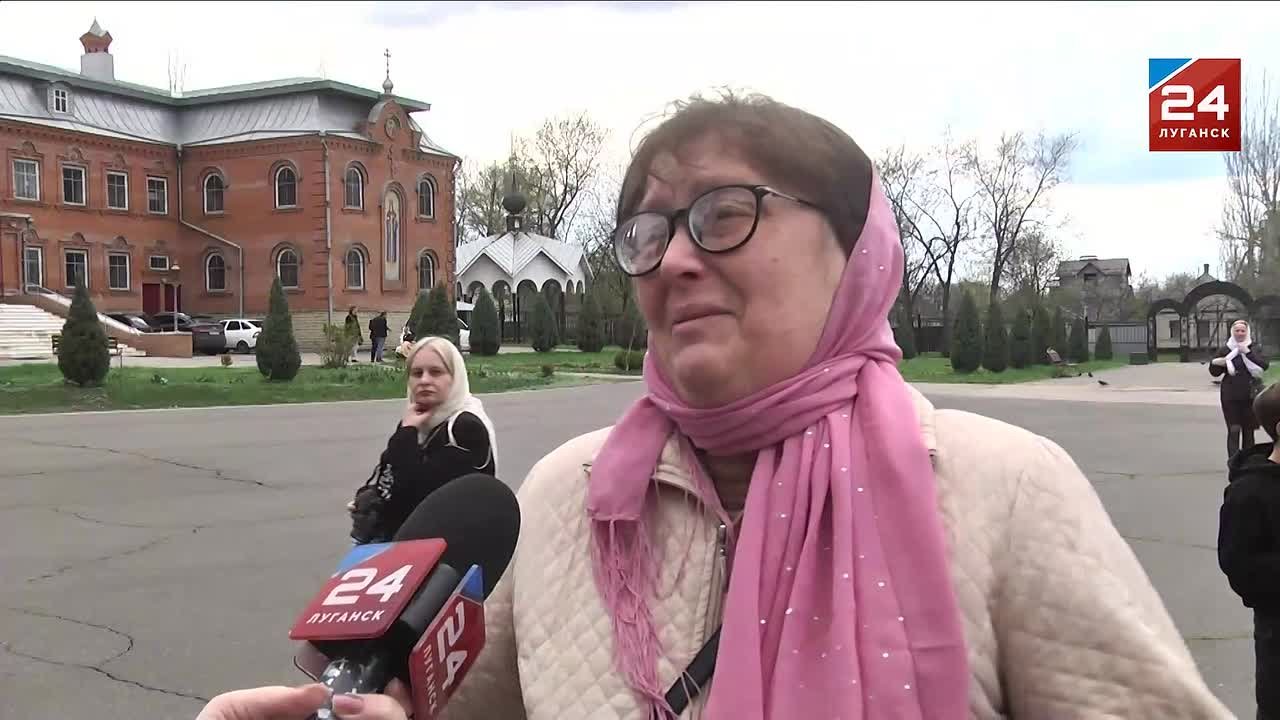 Благодатный огонь доставили из Иерусалима в Луганск