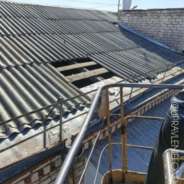 Луганский филиал отремонтировал кровли двух МКД в центре города