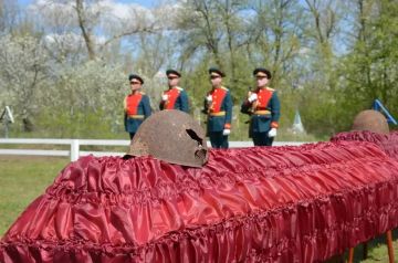 ������� 50 ��������������, ������ � ���� ������� ������������� �����, ���������� � ���