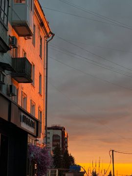 ��������� ������������ 28 ������ � ��� �� ���� �������� ����� �� 13 �������� ����� ����, ������� � ������ ���� �� ����������� ����� � � ������� ��������� �� ����� 4 ��������, � ��������� ������� ��������� �����, ������ �����...