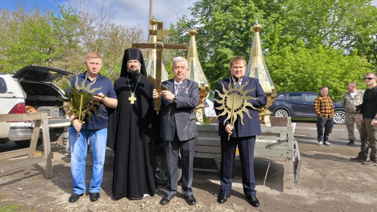 Виктор Водолацкий: Сегодня вместе с заместителем Председателя Народного Совета ЛНР Д.С. Колесниковым и депутатом Народного Совета ЛНР В.В. Леоновым приняли участие в по-настоящему важном и знаковом событии