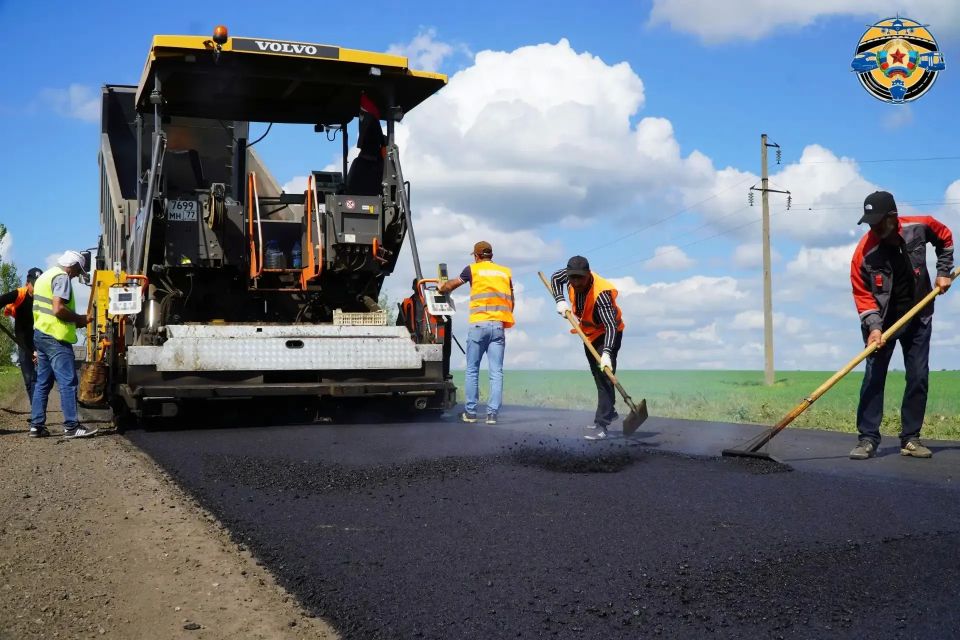В ЛНР восстанавливают трассу Свердловск – Должанский