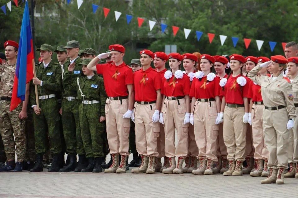 Более 95 тысяч детей ЛНР объединило «Движение первых»