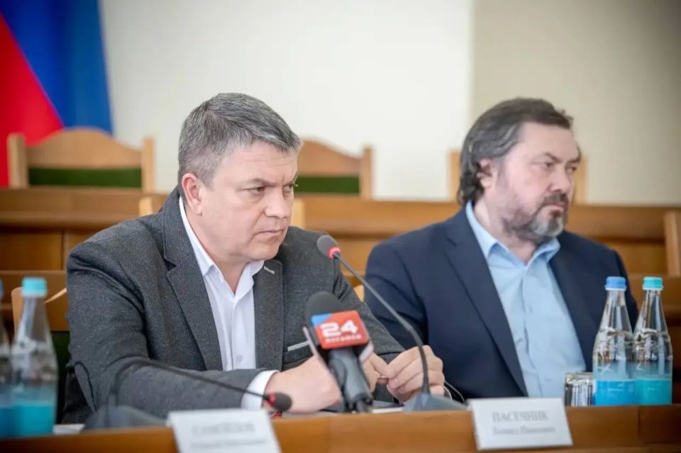Луганская продукция должна составлять не менее 30% ассортимента в региональных торговых сетях - такая задача поставлена для обеспечения продовольственной безопасности и системной поддержки местных производителей
