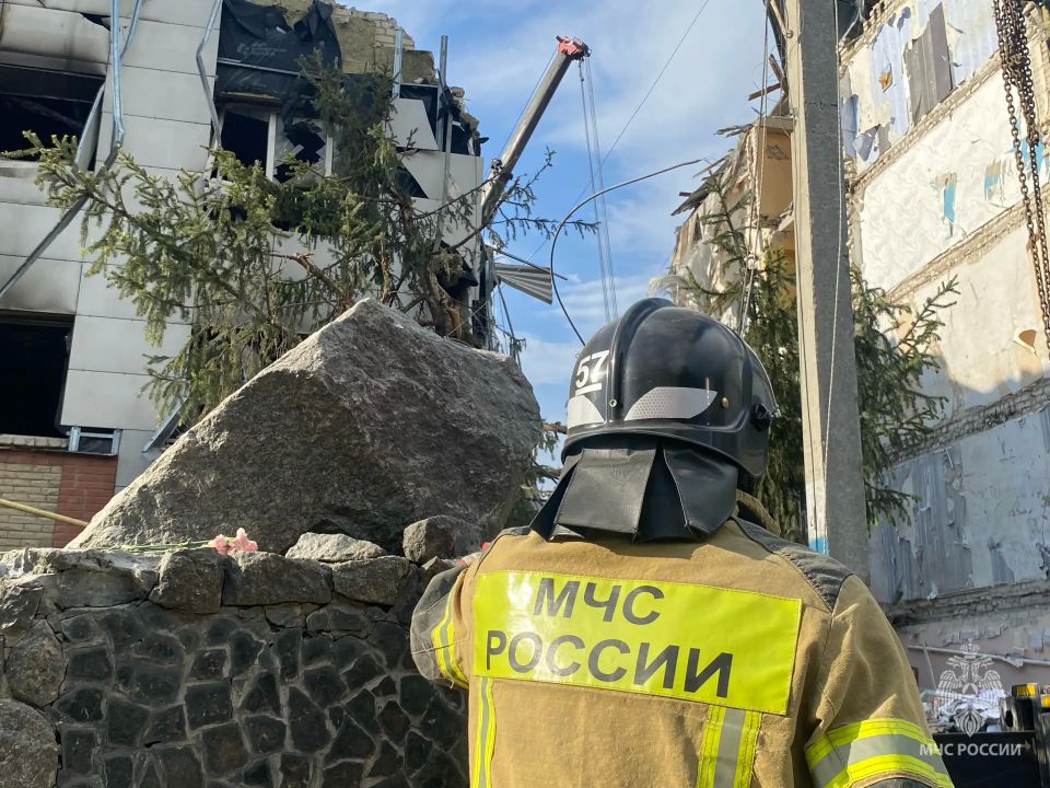 В Старобельске завершены поисковые работы на месте обрушения общежития колледжа Луганского педагогического университета