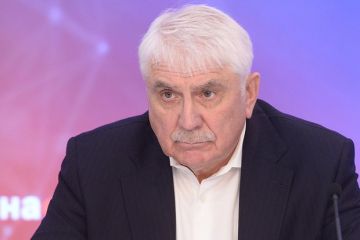Чепа: Макрон, осудив удар по Украине, проигнорировал атаку ВСУ по колледжу в ЛНР