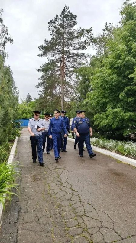 Исполняющий обязанности прокурора республики Валерий Кузьмин провел проверку соблюдения требований законодательства в деятельности исправительного центра