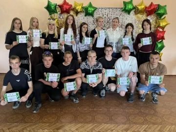 Школьники агротехнологического класса получили сертификаты об успешном прохождении обучения