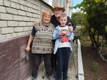 Подопечные АНО "СЕРДЦЕ МАТЕРИ ", при поддержке члена Общественной Палаты Луганской Народной Республики Анны Солдатенко, приняли участие в Всероссийской акции «Подари прогулку»!