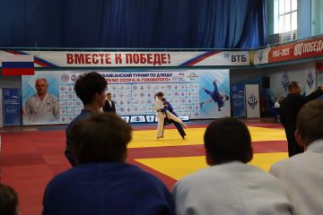 В Луганске состоялся турнир по дзюдо памяти Николая Головатого