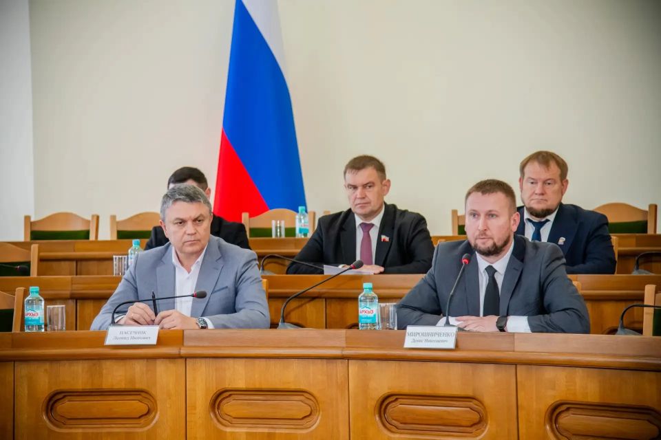 Леонид Пасечник: На заседании Народного Совета представил кандидатуру на должность Председателя Правительства Луганской Народной Республики — Алексея Николаевича Самойлова