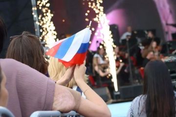 Автопробег, флешмоб, патриотические акции: куда сходить на День России в ЛНР 2026