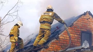 За минувшие сутки в ЛНР потушили 6 пожаров