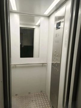 В Брянке заменили 19 лифтов по программе капремонта