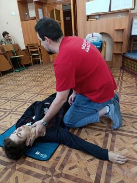 Мастер-класс по первой помощи прошел в Школе медицины катастроф