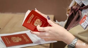 МВД ЛНР рекомендует не откладывать оформление загранпаспорта на последний момент