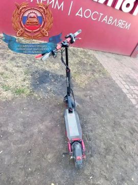 В Луганске в ДТП с электросамокатом пострадали двое подростков