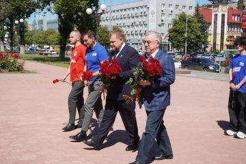 ������ ����������: � ���� �������� ������ �������� �������� ����� � ��������� ���� �������� ������ � ������ ��������