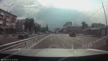 «Луганск. Молоджный. Дол...б.», — написал подписчик, текст решили не менять