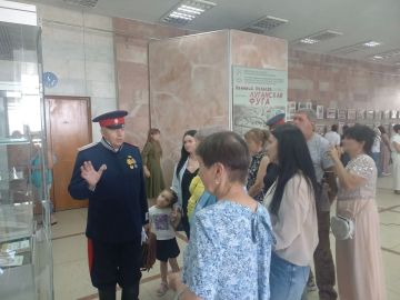 Сотрудники УФСИН России по ЛНР посетили открытие выставки «Луганская фуга»