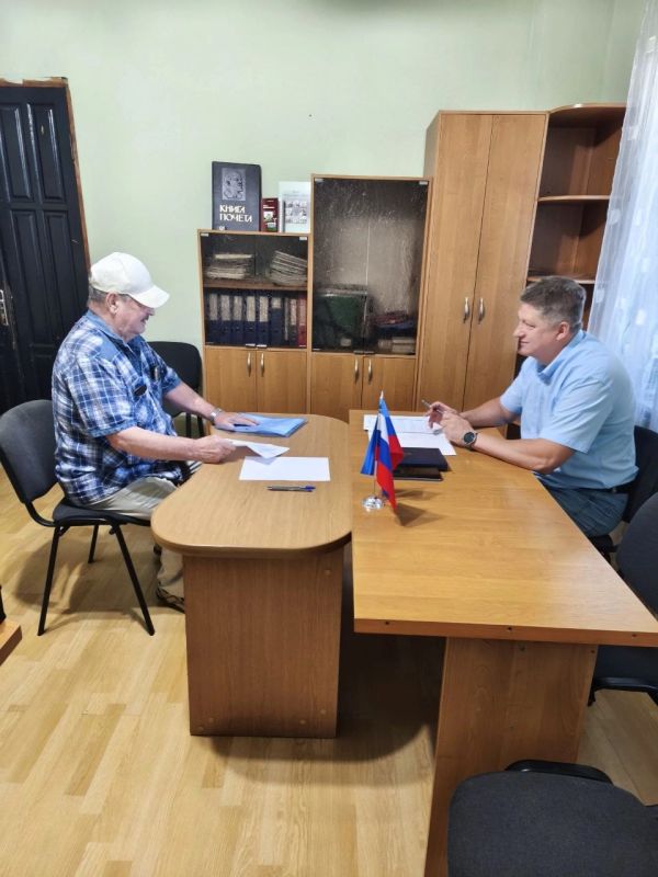 Сергей Цемкало: Очередной приём в депутатском округе (г. Александровск, городской округ Луганска) провёл сегодня с жителями
