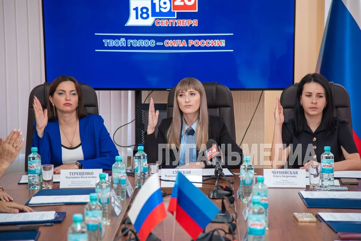 В Избиркоме ЛНР зарегистрированы кандидаты в депутаты Госдумы РФ от КПРФ