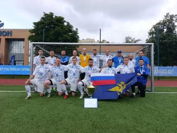 Полицейский из Новопсковского района вошёл в состав бронзовых призёров Кубка Общества «Динамо» по футболу