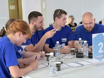 В Луганске прошла интеллектуальная игра «Битва поколений»